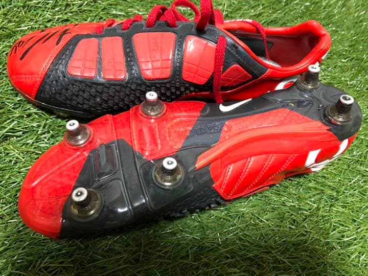 ナイキトータル90レーザー日本代表森脇良太選手実着