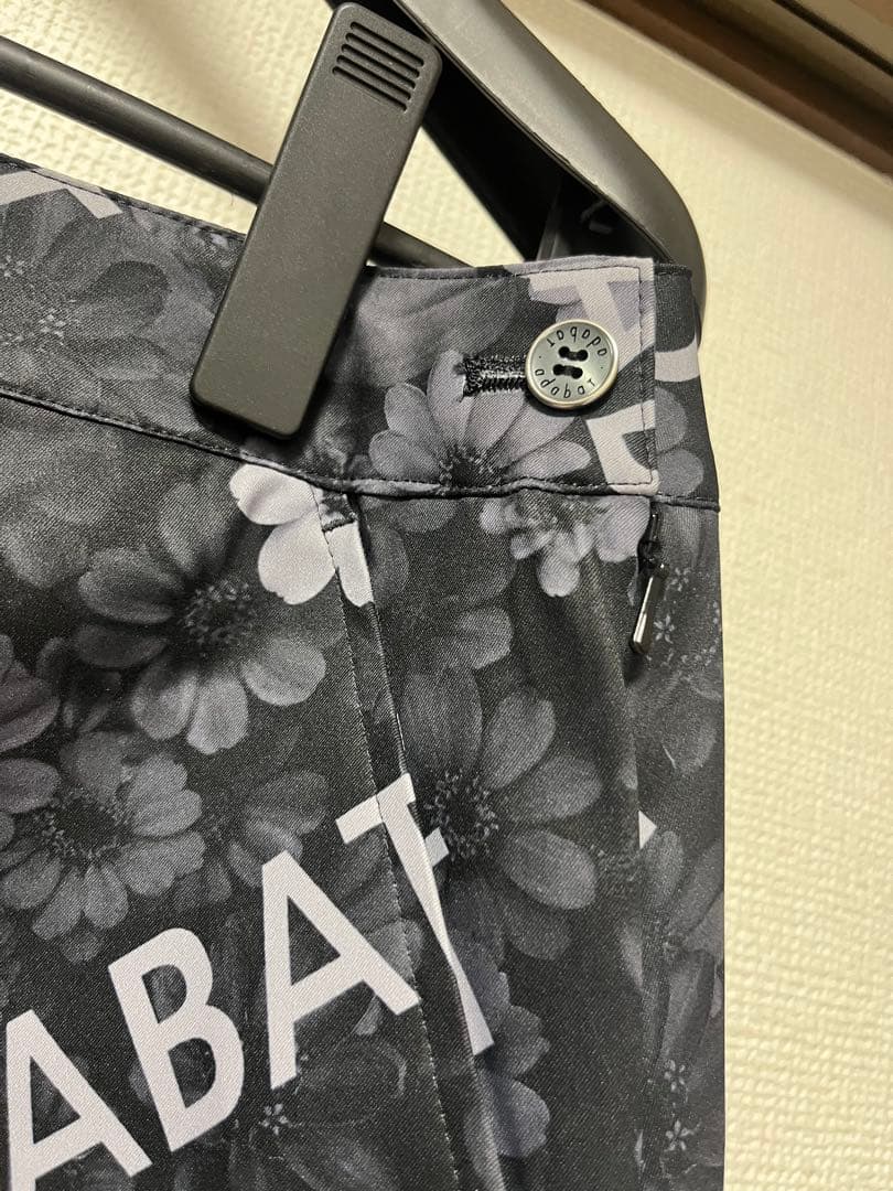 【新品タグ付】adabat アダバットゴルフスカート2点セット 定価5.3万