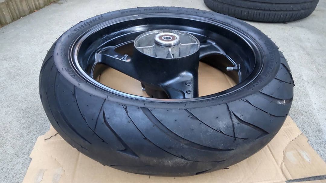 cb400sf nc39 VTECⅡ リア純正ホイールタイヤ付