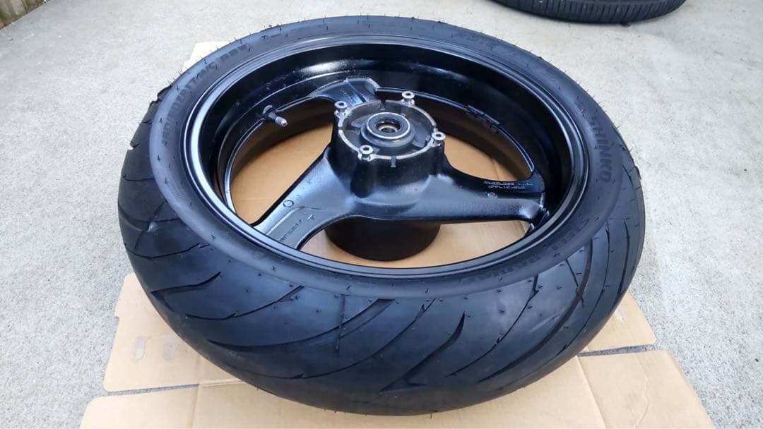 cb400sf nc39 VTECⅡ リア純正ホイールタイヤ付