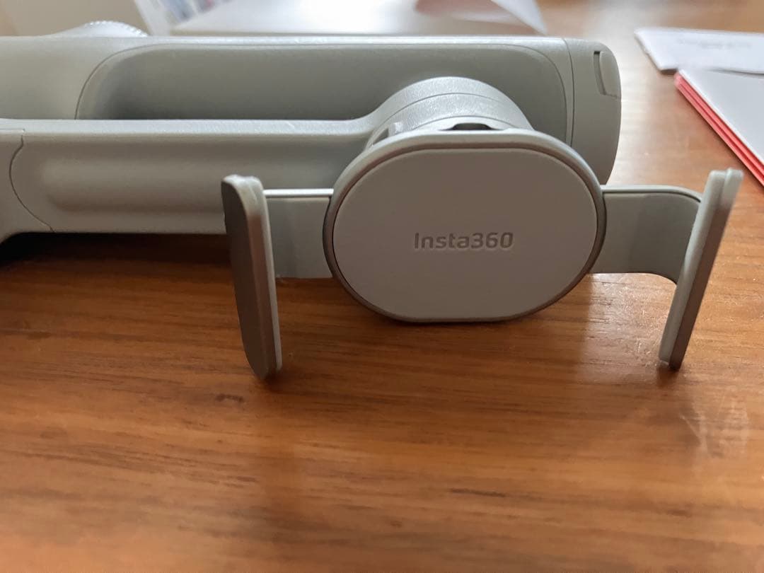 最安)Insta360 Flow 2 Pro スタビライザー