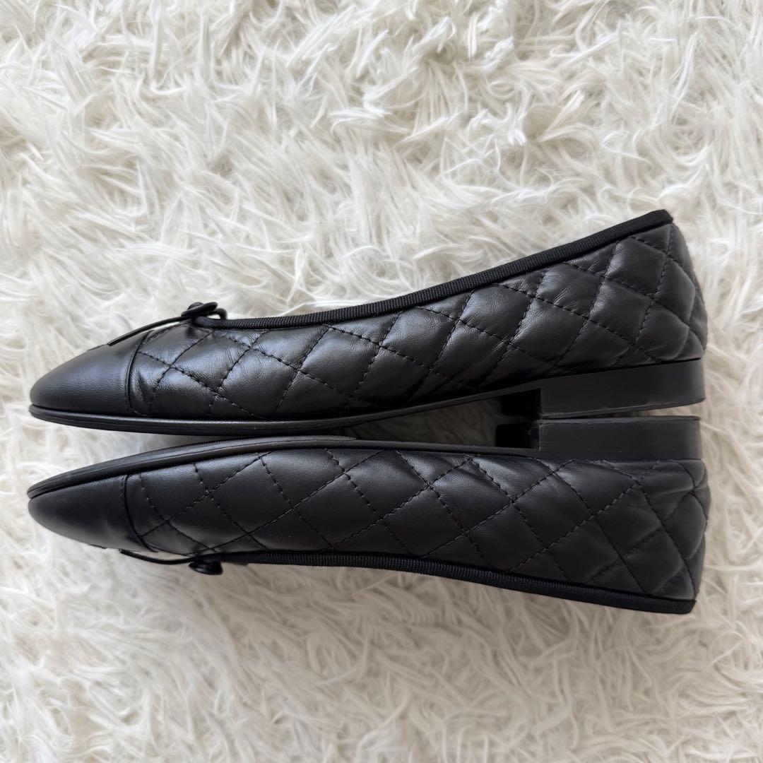 美品【シャネル】パンプス　ココマーク　キルティング リボン　黒　レザー　39