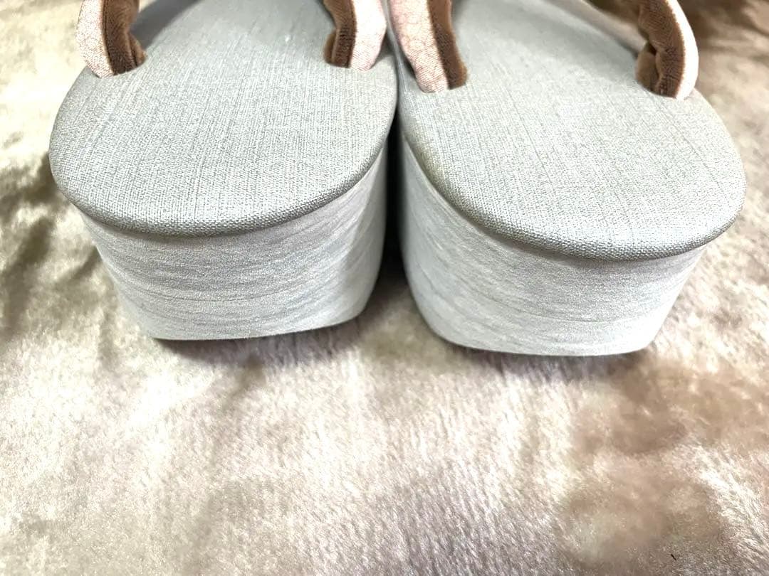 菱屋　カレンブロッソ　草履　グレー&ピンク　布地