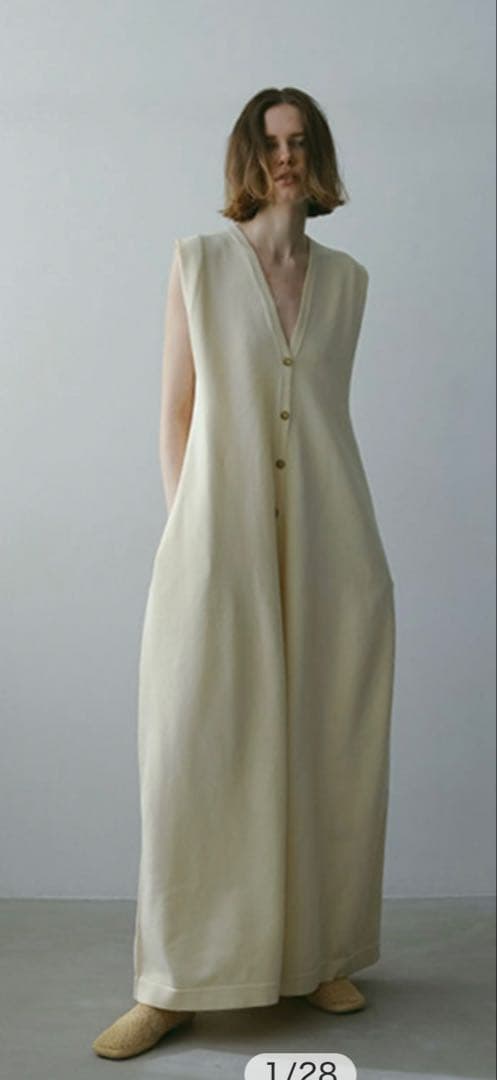 ETRE TOKYO フロントボタンニットオールインワン