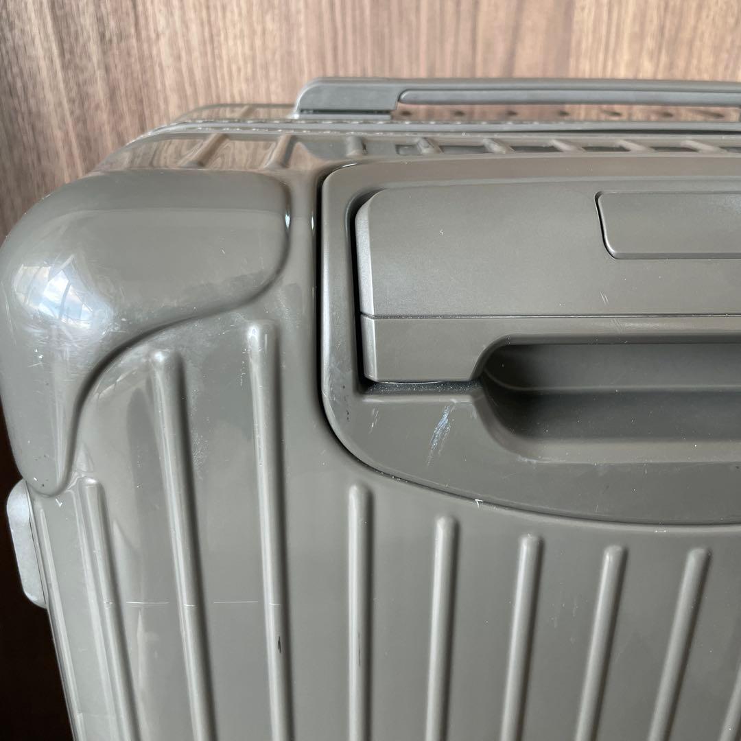 RIMOWA エッセンシャルキャビン　グレー