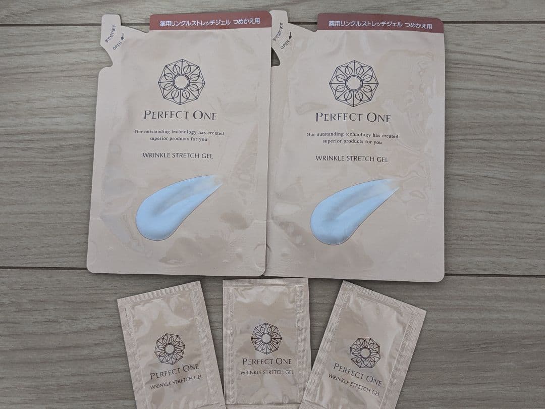 パーフェクトワン リンクルストレッチジェル