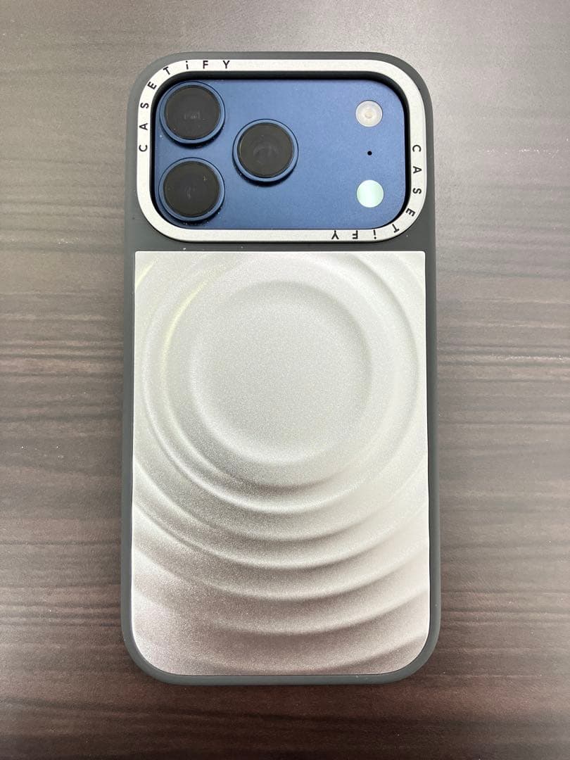 特別価格 CASETiFY メタルウェーブ iPhone17Proケース