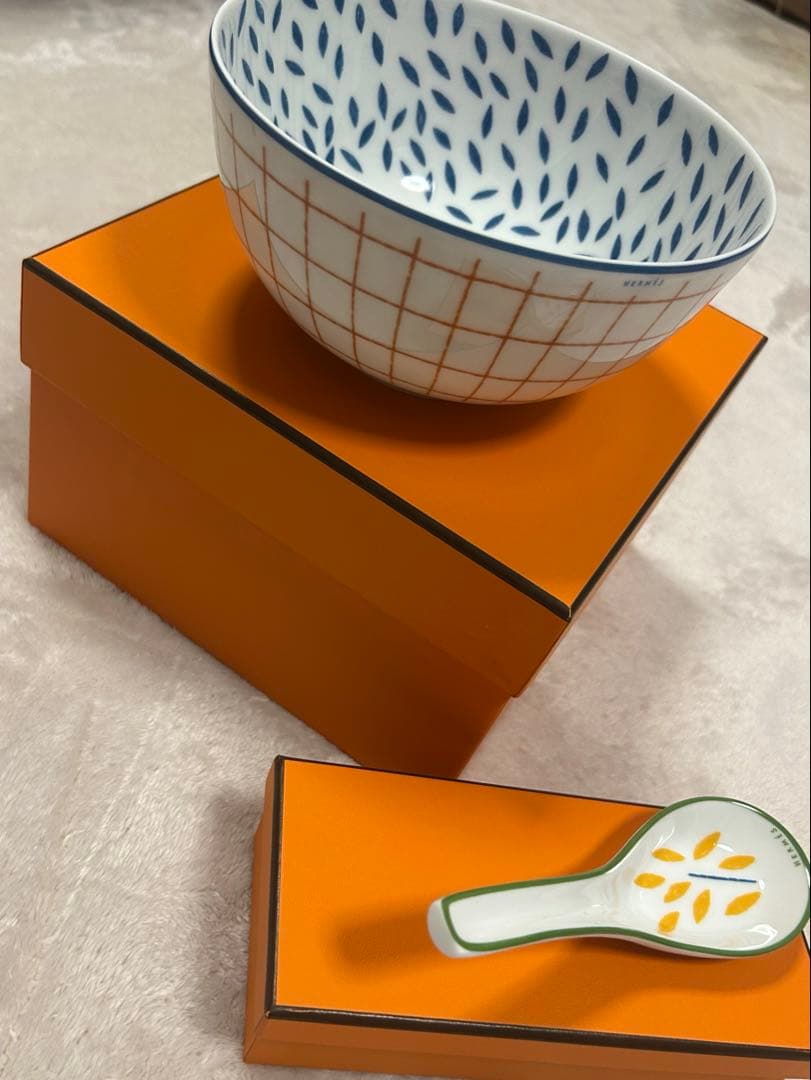 HERMES 箱付き　丼ぶりレンゲセット