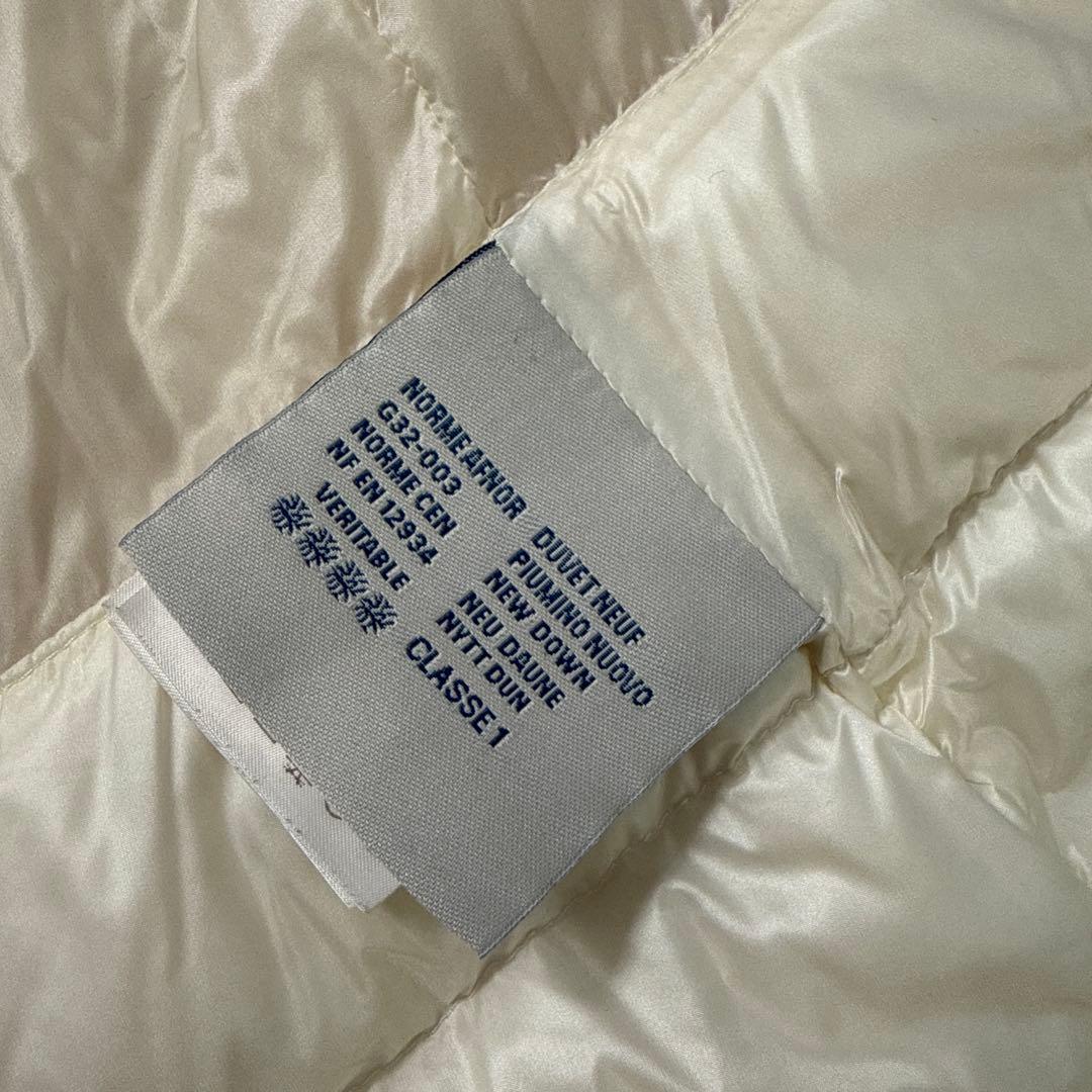 えむ　MONCLER フード付きダウンジャケット アイボリー