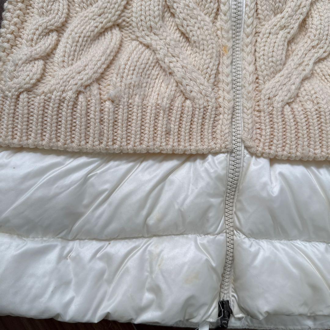 えむ　MONCLER フード付きダウンジャケット アイボリー