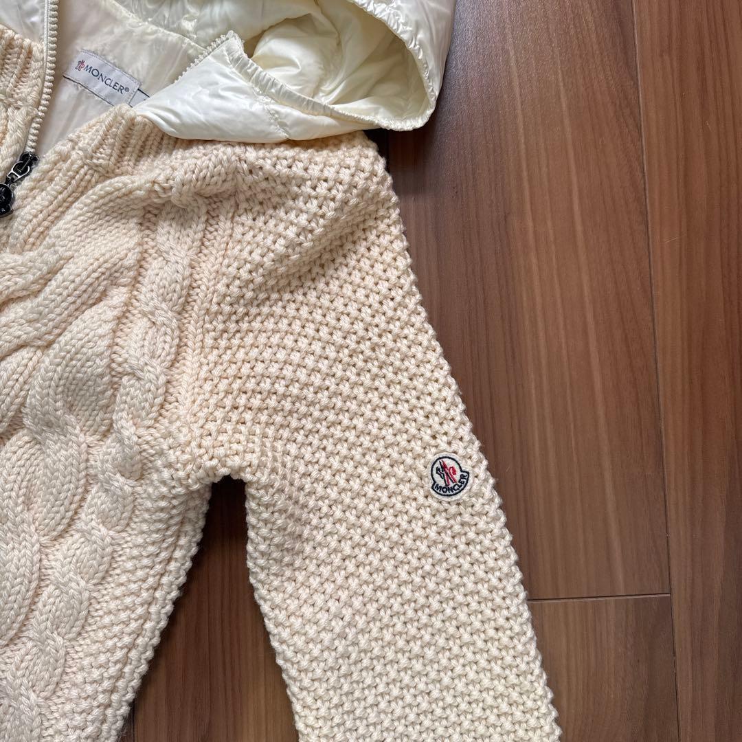 えむ　MONCLER フード付きダウンジャケット アイボリー