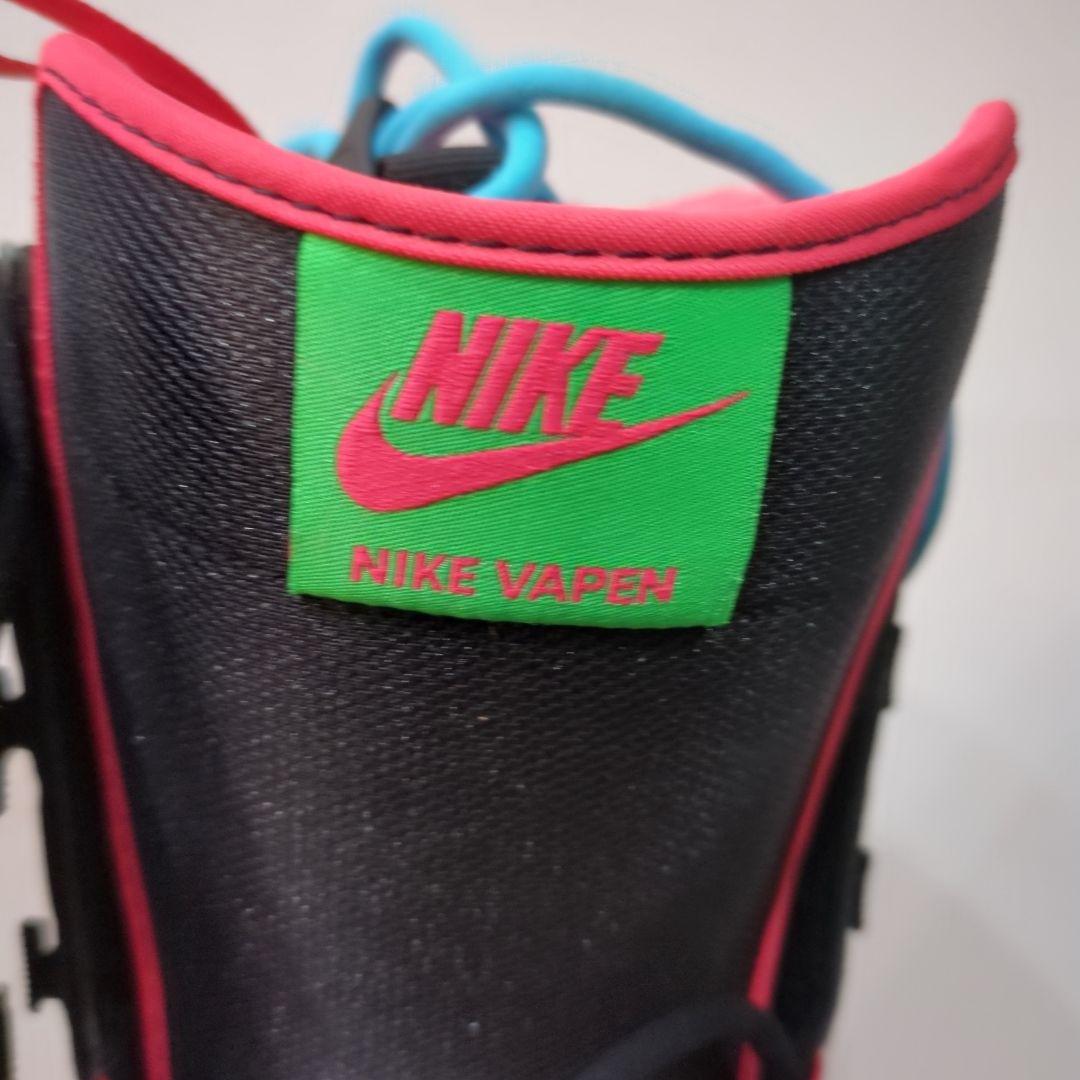Nike スノーボードブーツ 女性用 ブラック/グリーン/ピンク