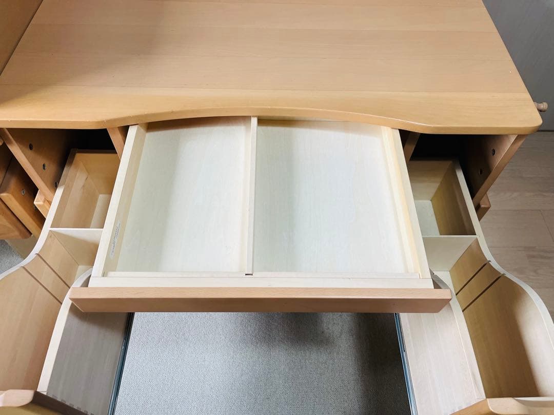 カリモク x ベネッセ 学びデスク まん中タイプ100