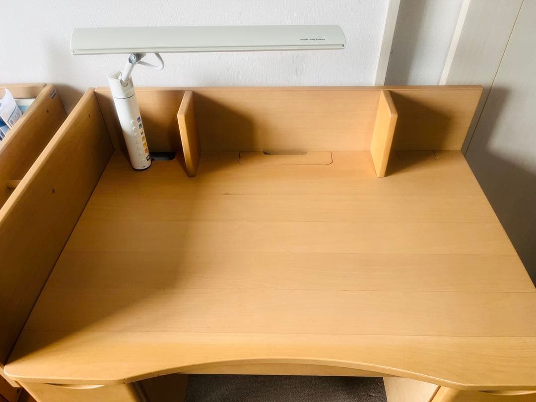 カリモク x ベネッセ 学びデスク まん中タイプ100