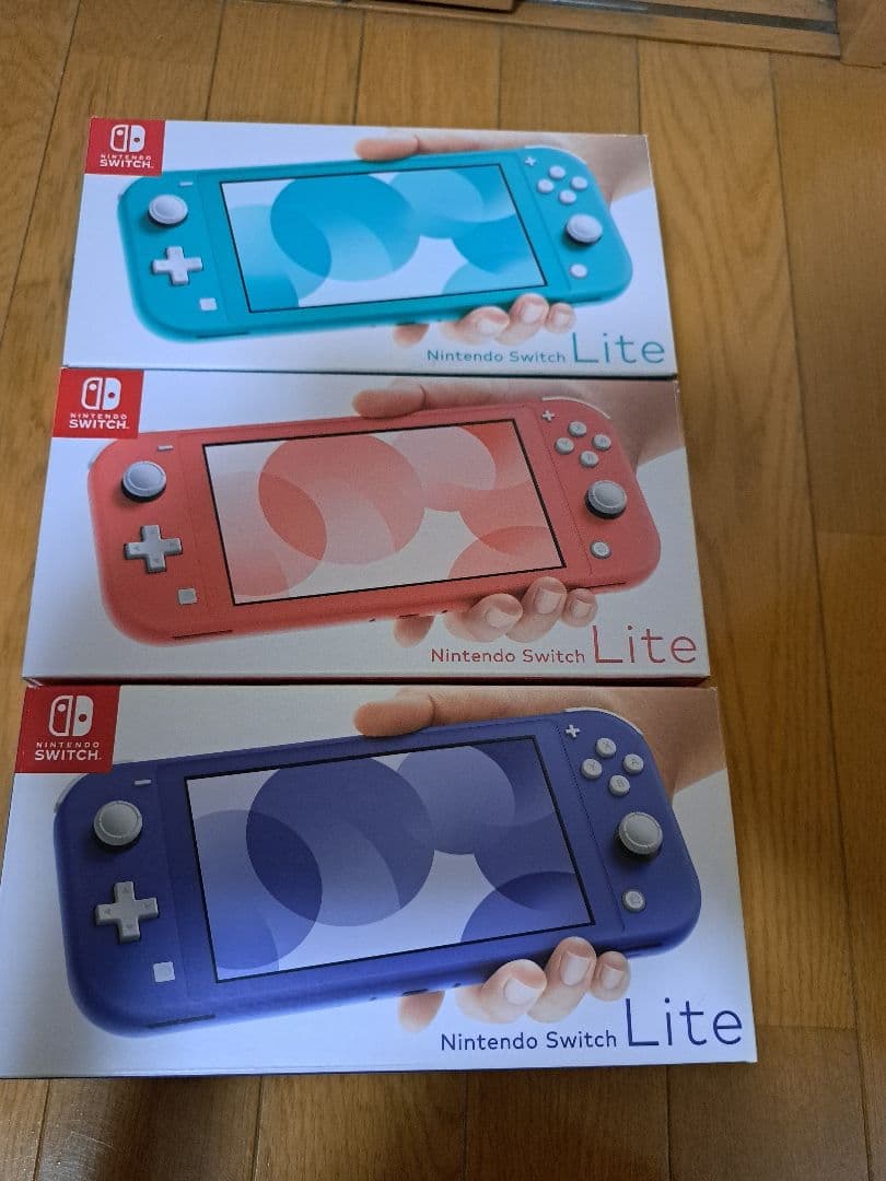 Nintendo Switch Lite 3色セット