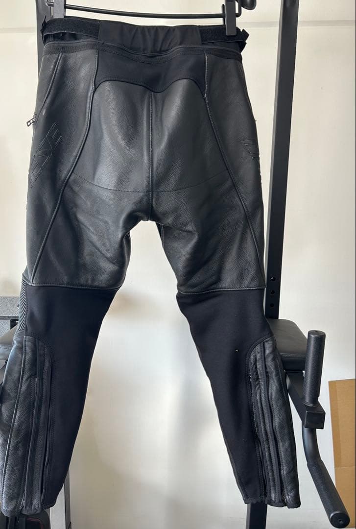 Dainese バイクパンツ ブラック レザー