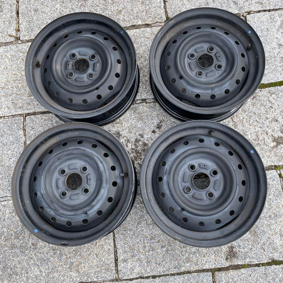 現行型スズキアルト　スチールホイール