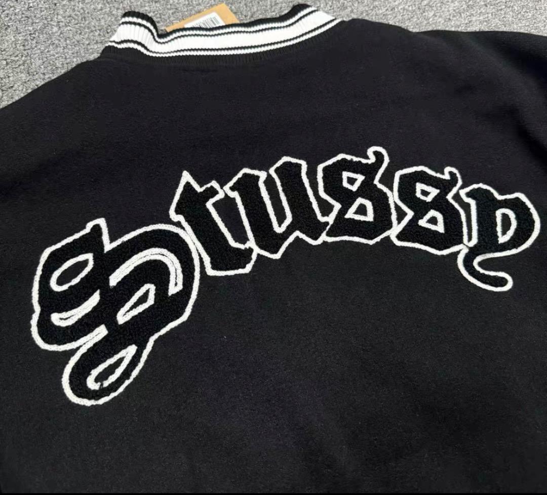 美品STUSSY ブラック スタジャン男女兼用 M