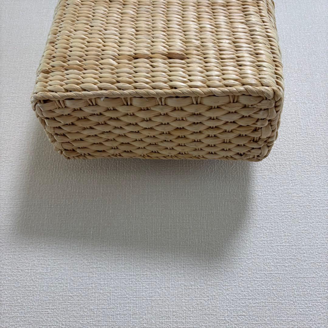 ハローキティ 刺繍 かごバッグ 希少　さくらんぼ　匿名発送　即購入OK