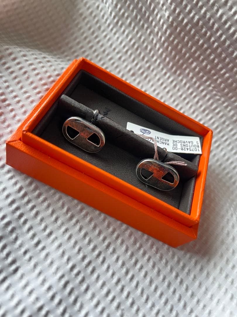 【本日15時 限定価格】未使用箱タグ付き HERMES エルメス カフス 正規品