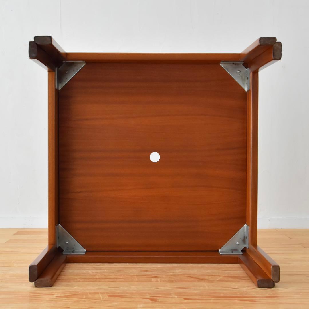 デンマーク　CFC Silkeborg Illum Wilkkeso テーブル