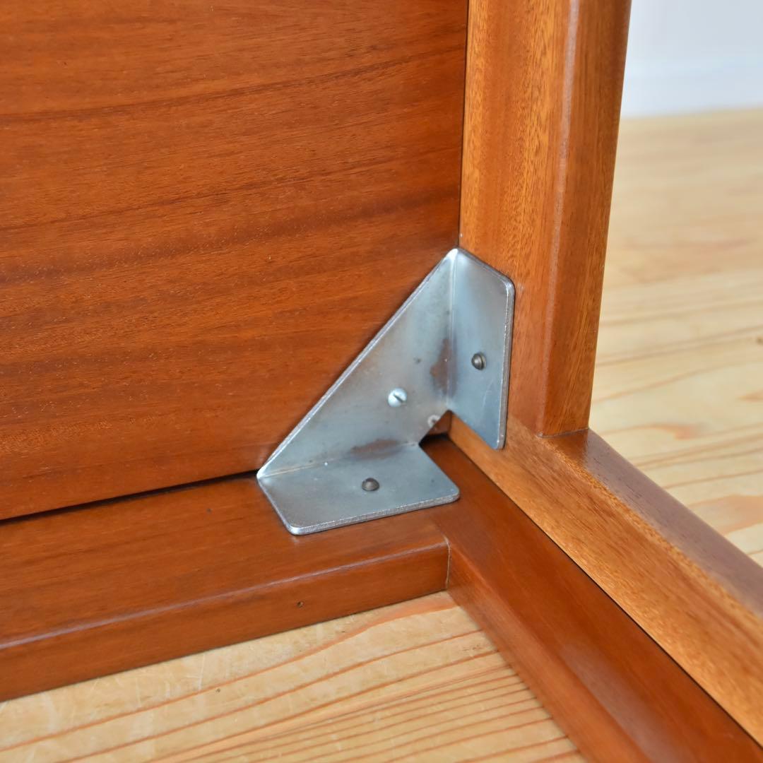 デンマーク　CFC Silkeborg Illum Wilkkeso テーブル