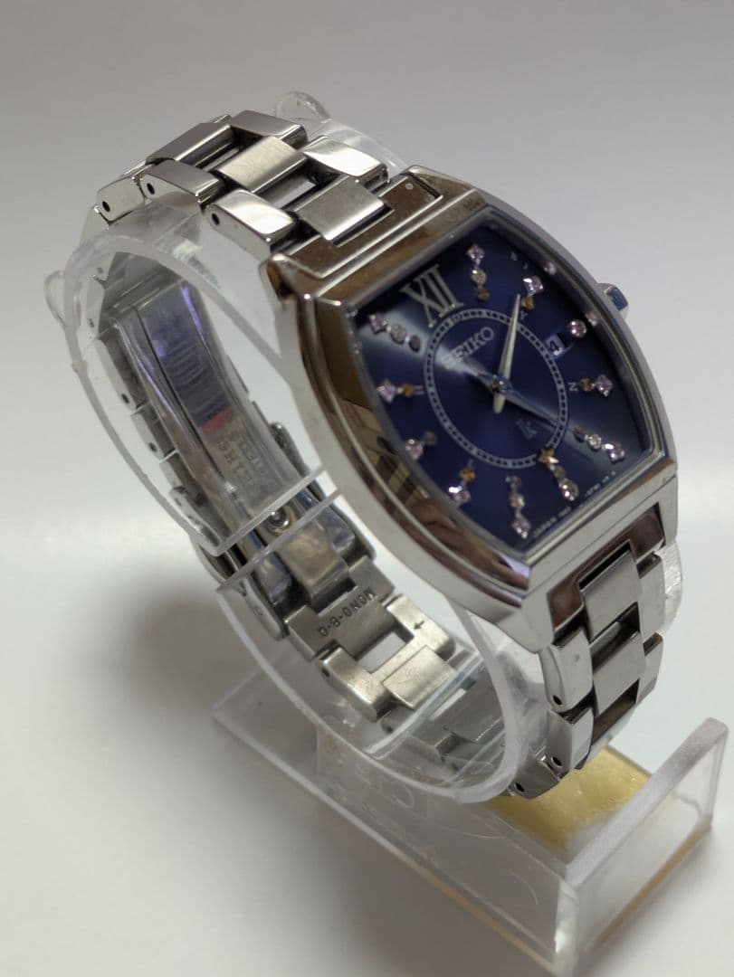 s*☀様 SEIKO ルキアクリスマス限定モデル ダイヤモンド風装飾◆限定品