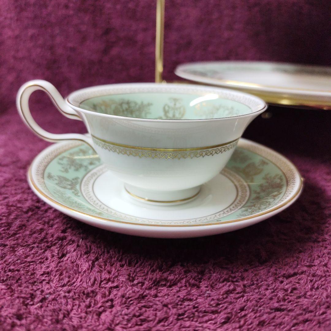 ウェッジウッド　コロンビアセージグリーン　カップ＆ソーサー２客＋プレート３枚＋S
