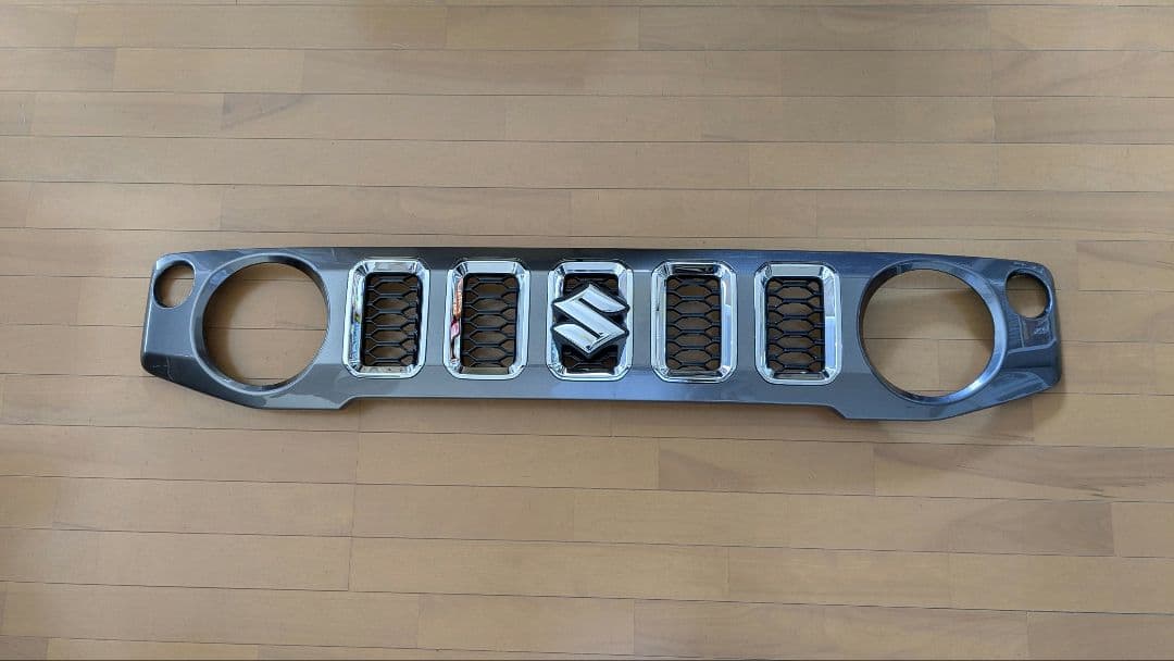 ジムニー ノマド 純正グリル 美品