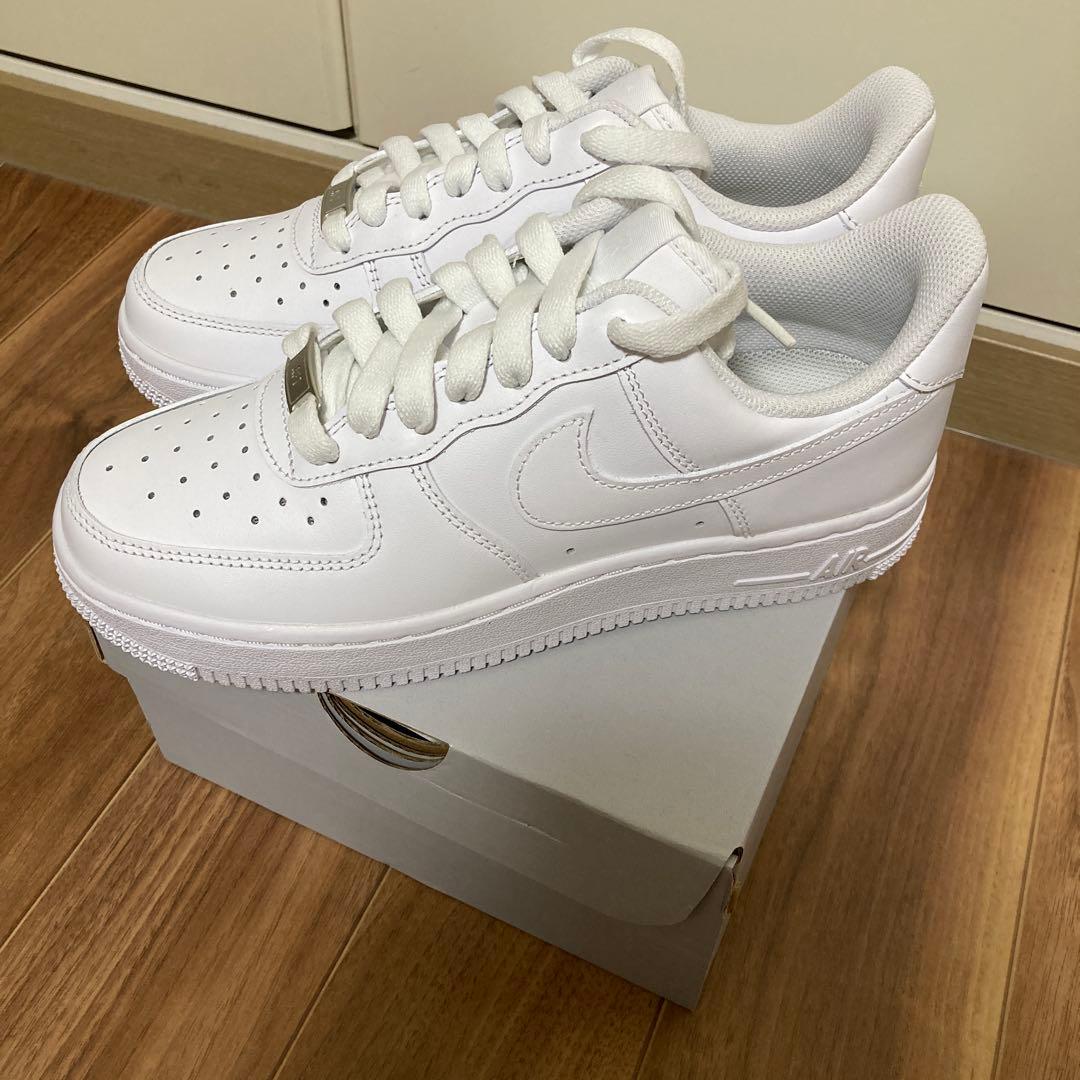 ★3_m_8★さん専用⭐︎新品NIKE ナイキ エアフォース1 23.5cm