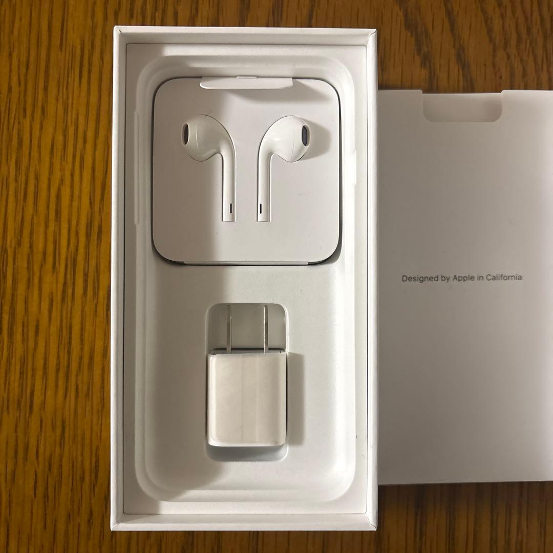 iPhoneSE (第2世代) ホワイト 美品　64GB SIMフリー