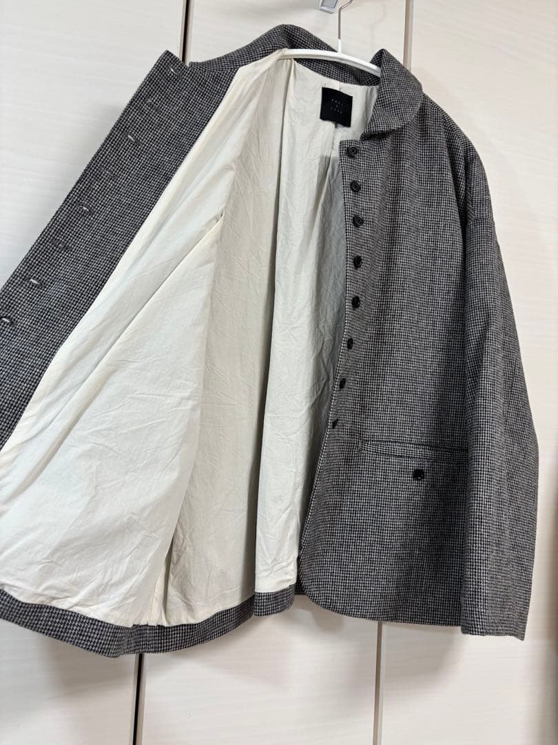 オオカミとフクロウ　オオカミと夜明けのスリーピングライオン