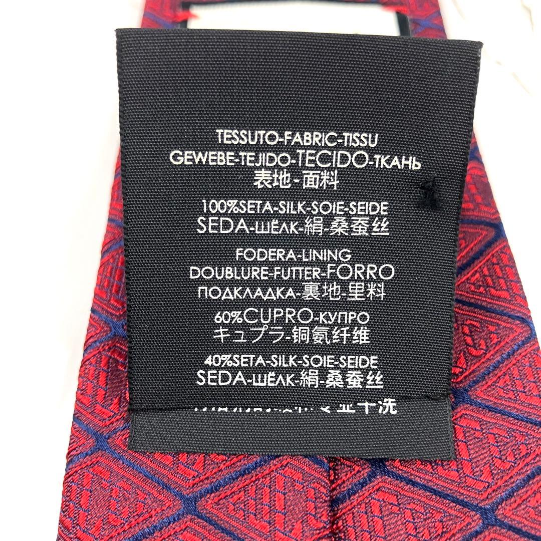 未使用品　グッチ　ネクタイ　ロゴ総柄　ダイヤモンドパターン　ボルドー