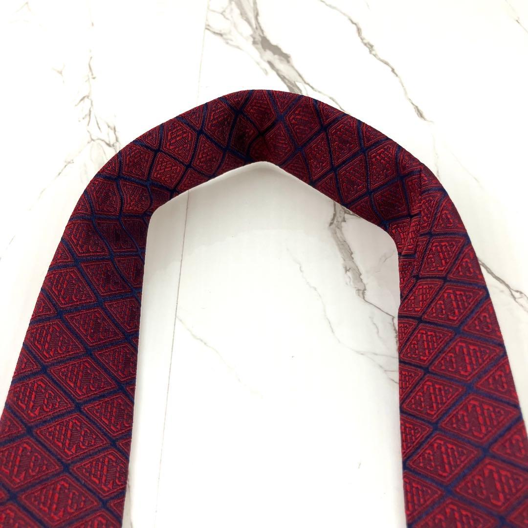 未使用品　グッチ　ネクタイ　ロゴ総柄　ダイヤモンドパターン　ボルドー