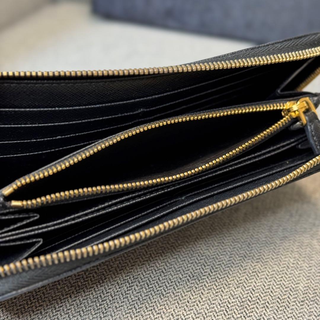 PRADA プラダ サフィアーノ レザー ラウンドジップ 長財布 ブラック