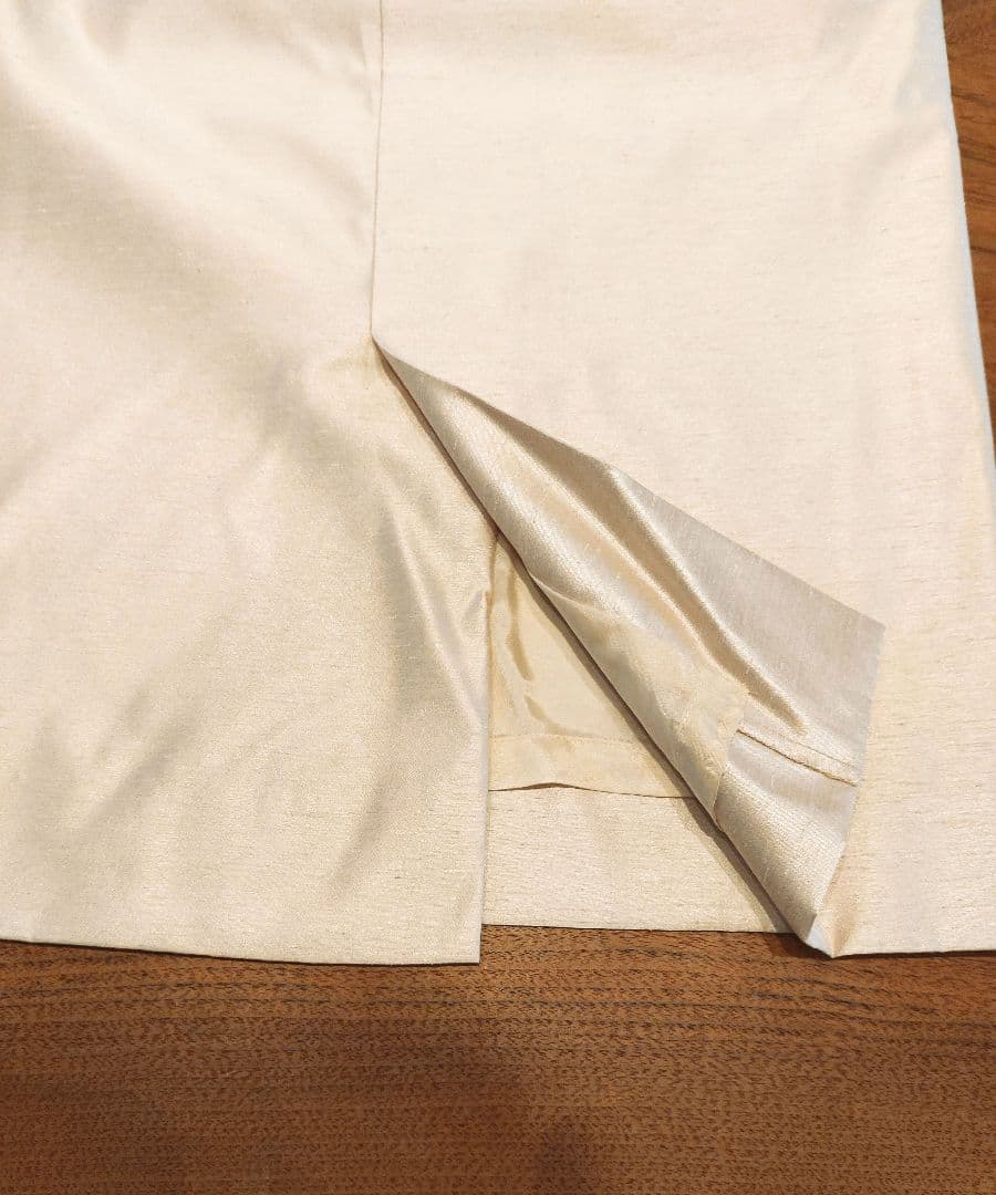 【未使用品】HANAEMORI ハナエモリ　セットアップ　ホワイト　クリーム