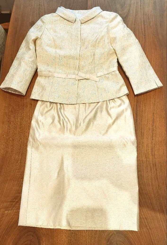 【未使用品】HANAEMORI ハナエモリ　セットアップ　ホワイト　クリーム