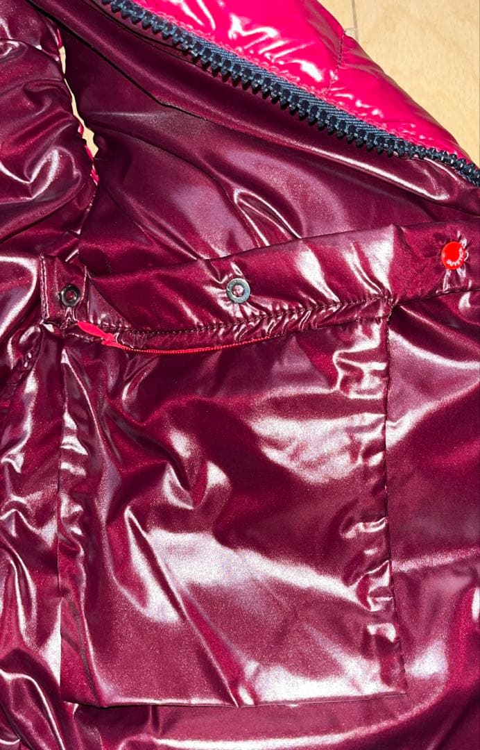 【美品・未使用に近い】DUVETICA ダウンベスト　レディース（size38）