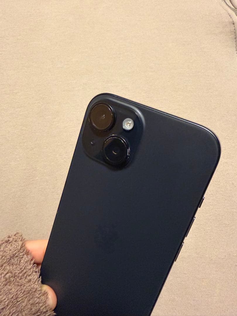 スマートフォン本体 iPhone15 256GB