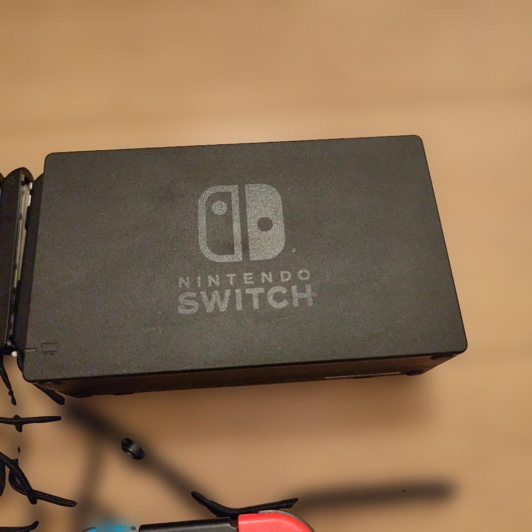 【すぐ遊べるセット】　ニンテンドースイッチ　本体　ジョイコン×4　保護フィルム付