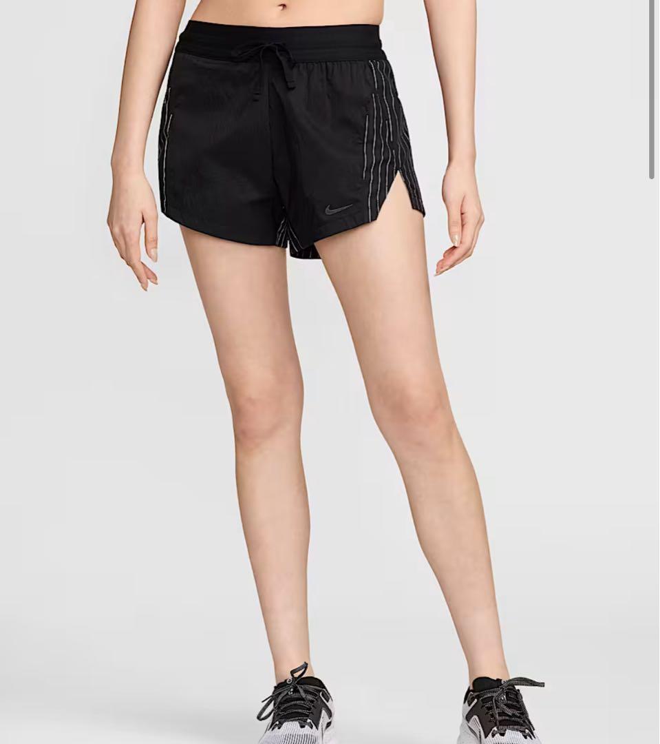 ナイキ ランニング ディビジョン　セットアップ