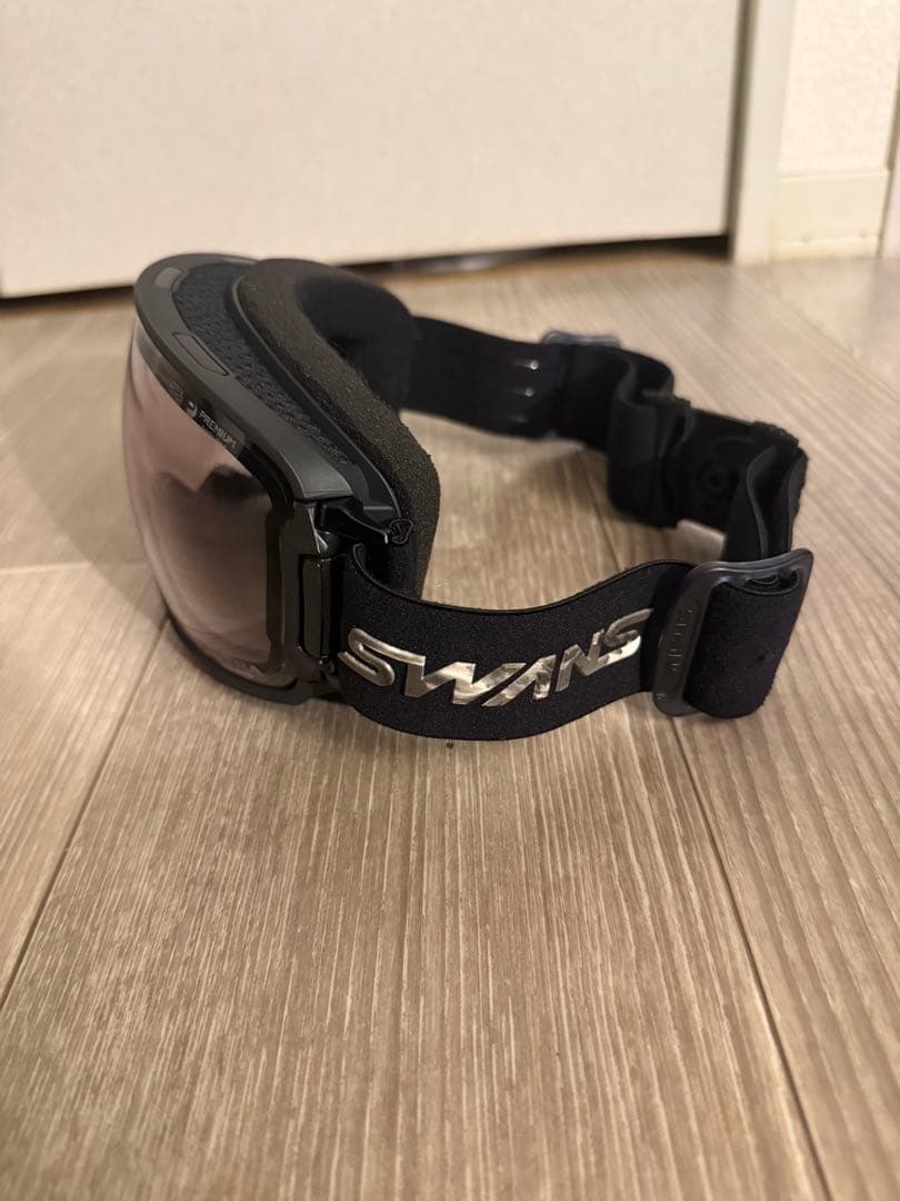 【美品】スノーゴーグル SWANS リッジライン 調光ウルトラレンズ