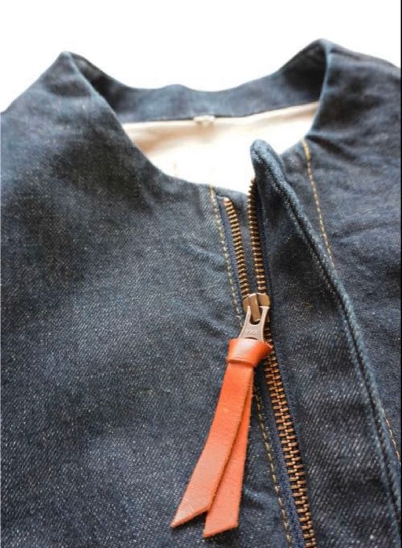 美品パラスパレス　ストレッチデニムボトル衿ブルゾン ネイビー　サイズ2