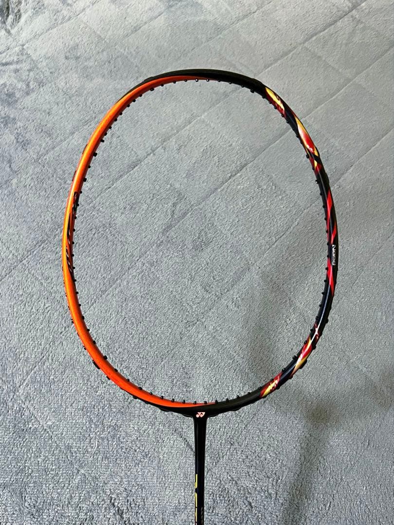 バドミントンラケットアストロクス99 / ASTROX99 4U