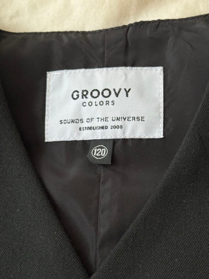 グルービーカラーズ フォーマルスーツフルセット　卒業式　入学式