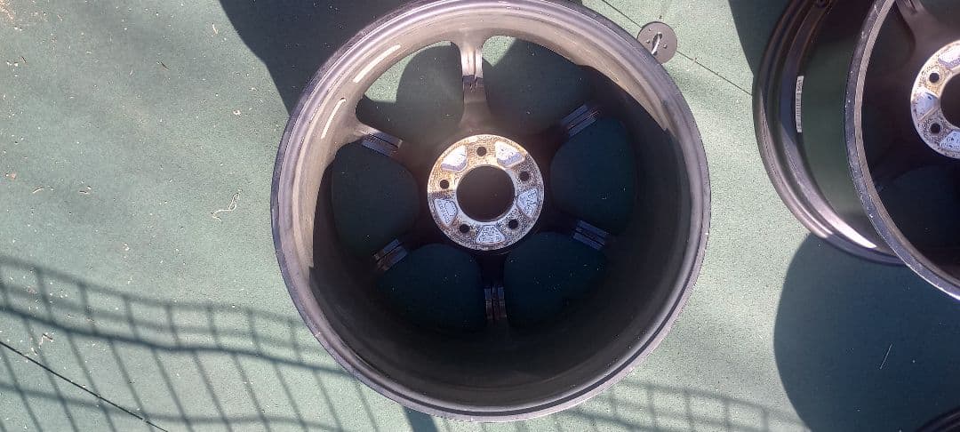 やぶさん専用2/2　アドバンレーシング4本のうち2本