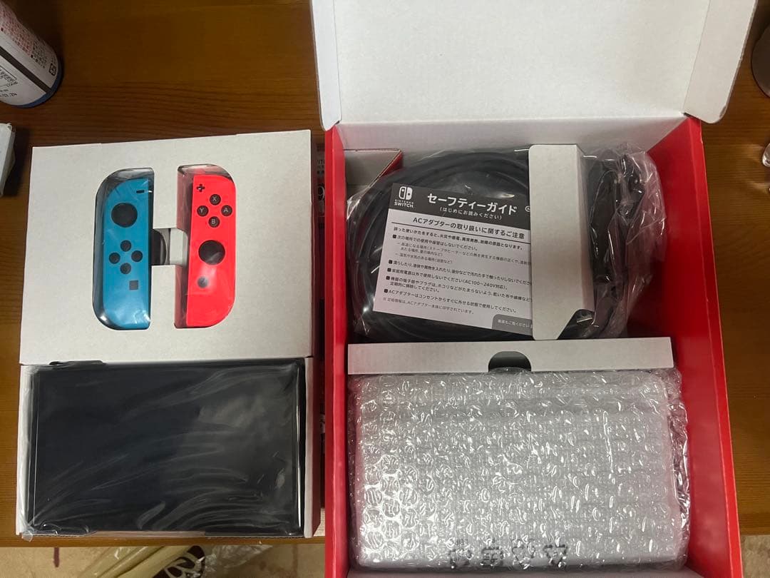 Nintendo Switch 有機ELモデル 本体 赤/青