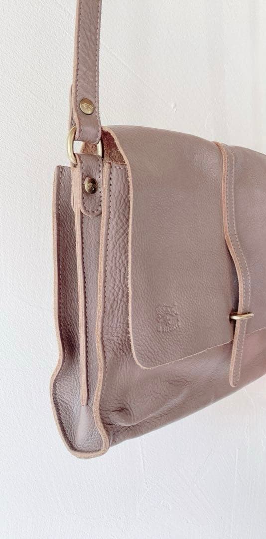 イルビゾンテ　ショルダーバッグ　スクエア