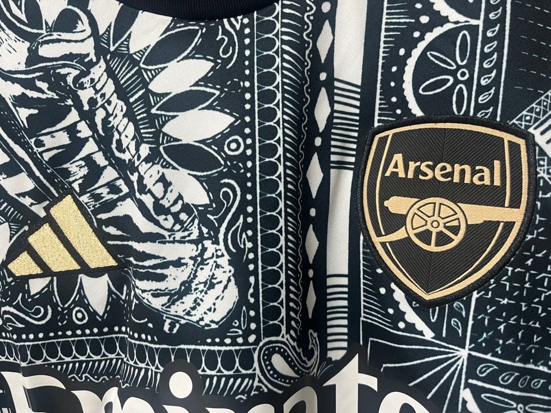 新品・未使用　アーセナル adidas イアン・ライトプレマッチLサイズ