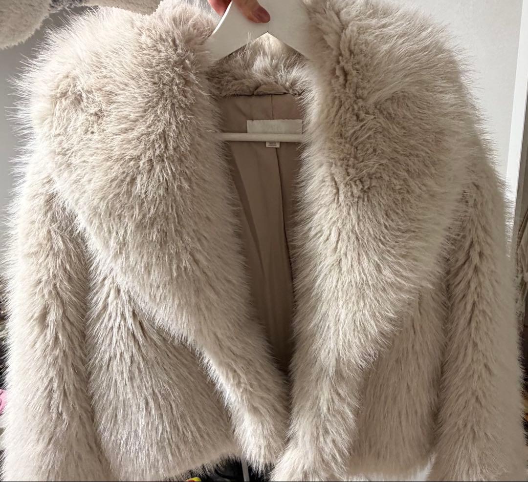ZARA フェイクファーショートコートラペルカラー Mサイズ